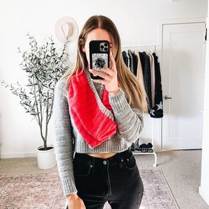 FREE PRESS Red & Gray Warm, Cozy, Knit Circle Scarf‎